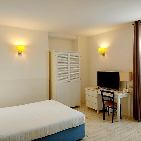 Hotel La Villa Del Mare Кальярі Екстер'єр фото