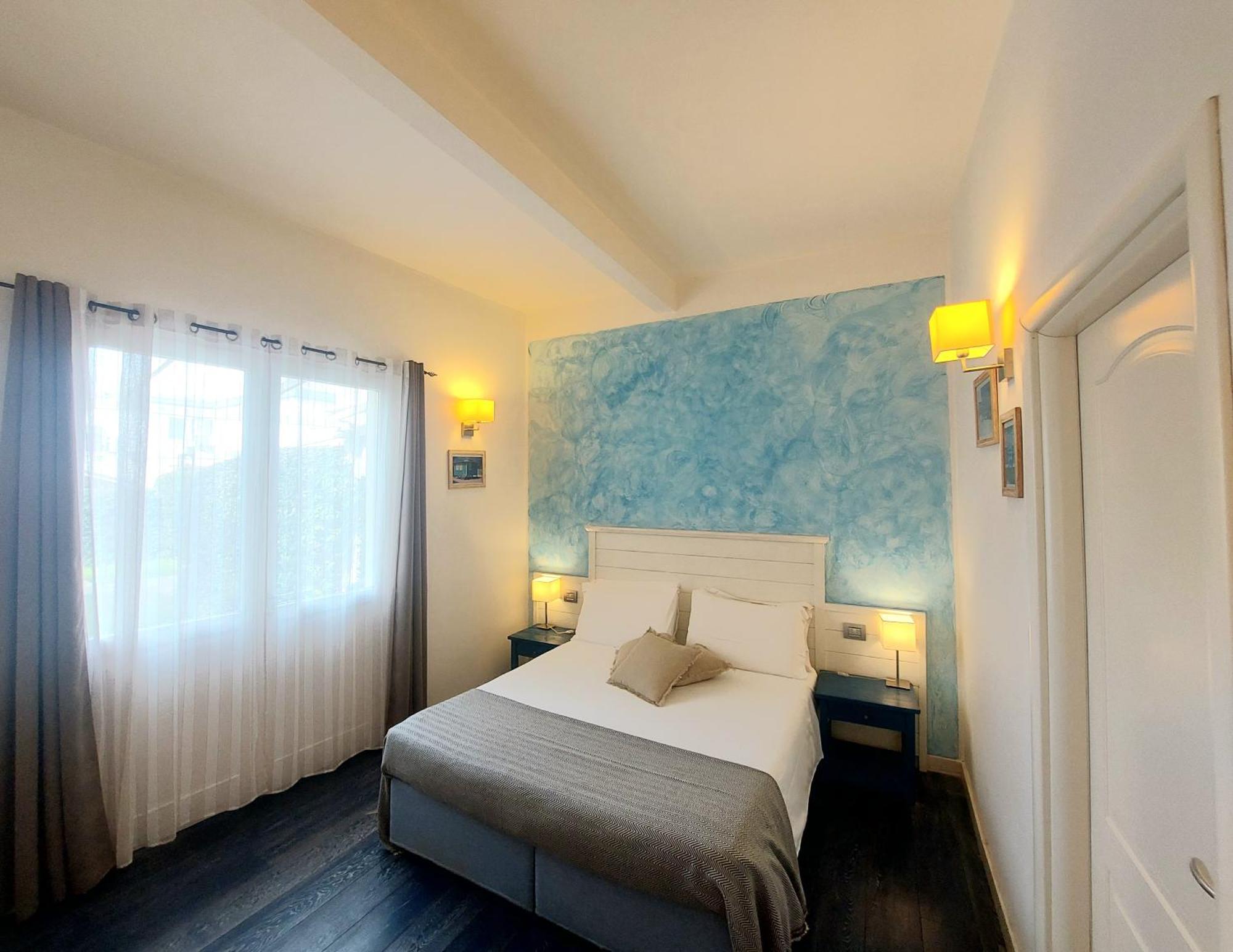 Hotel La Villa Del Mare Кальярі Екстер'єр фото