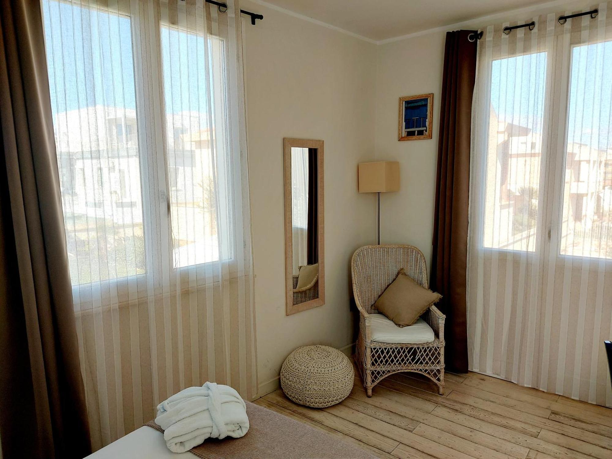 Hotel La Villa Del Mare Кальярі Екстер'єр фото